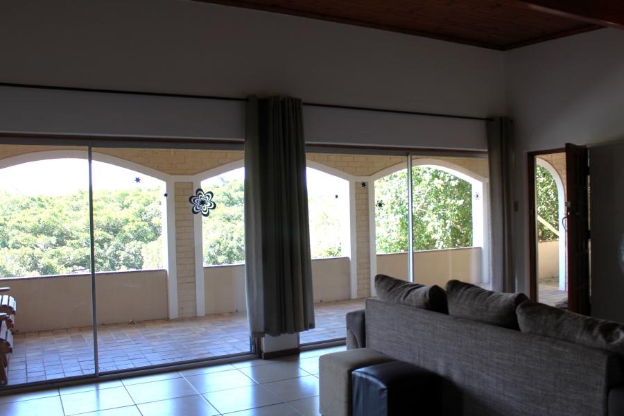 7 Bedroom Property for Sale in West Bank Eastern Cape